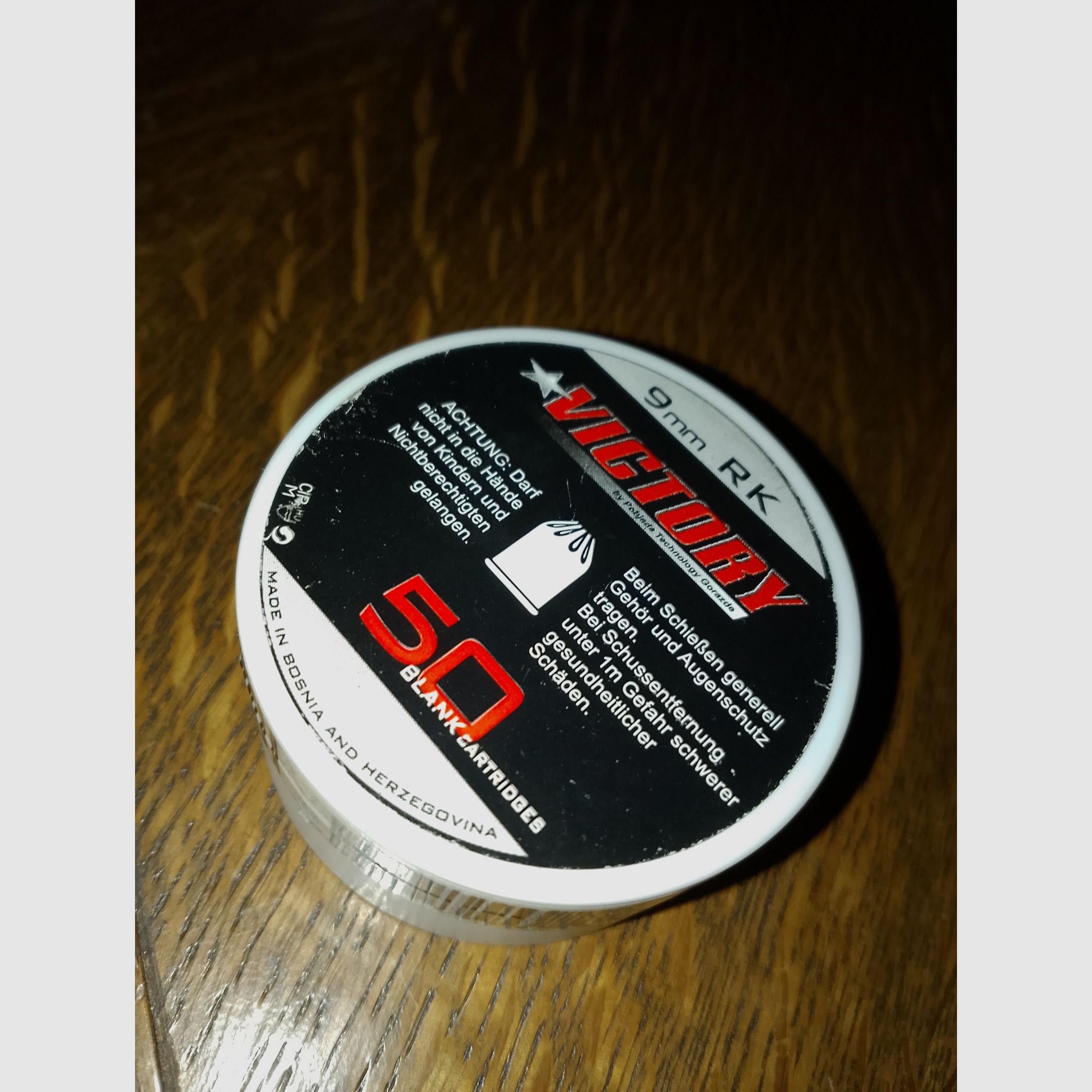 Revólver Smith & Wesson Chiefs Special 9 mm R.K., dorado de 24 quilates, empuñaduras de madera