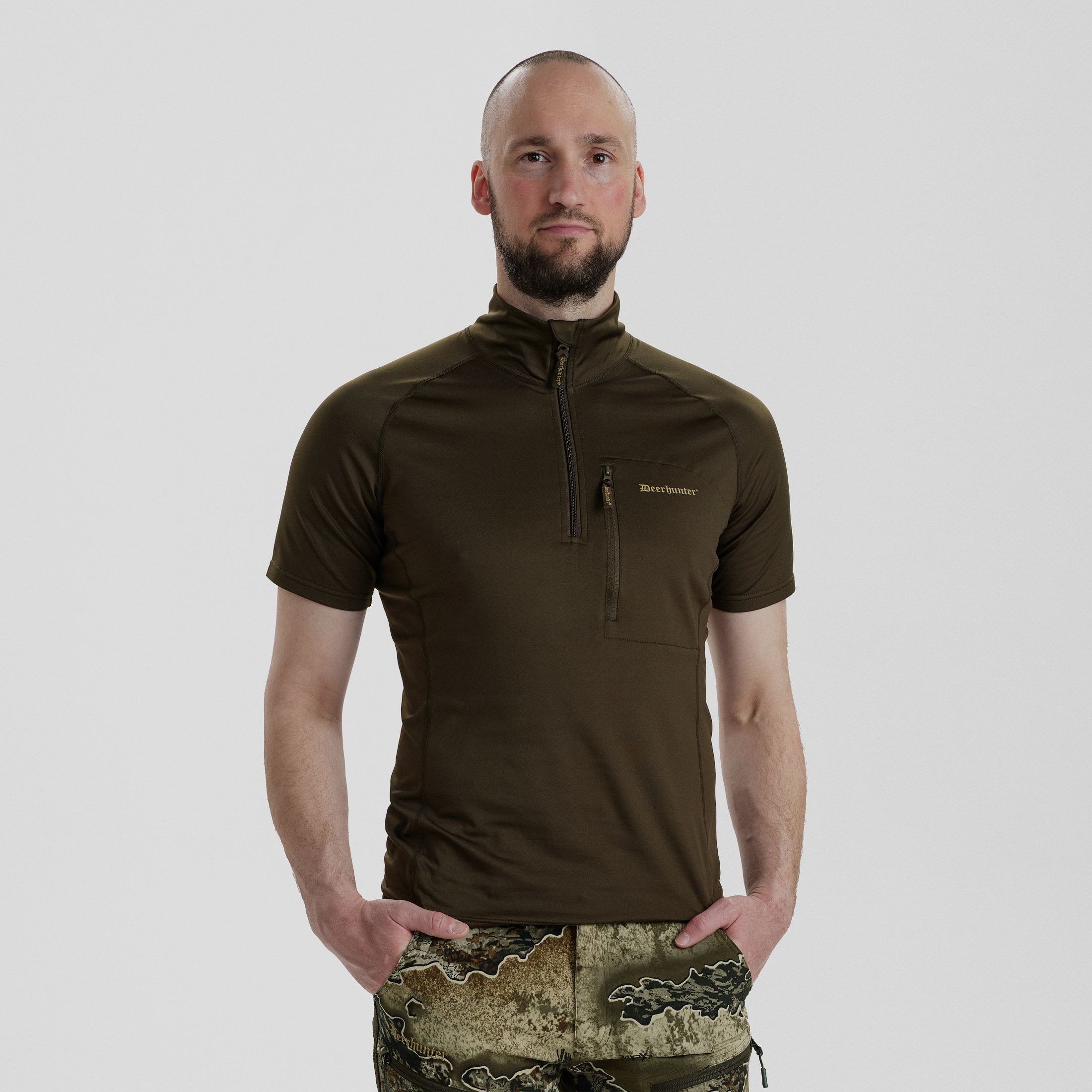 Excape Insulated T-Shirt mit RV-Kragen - Art Green – Größe: M