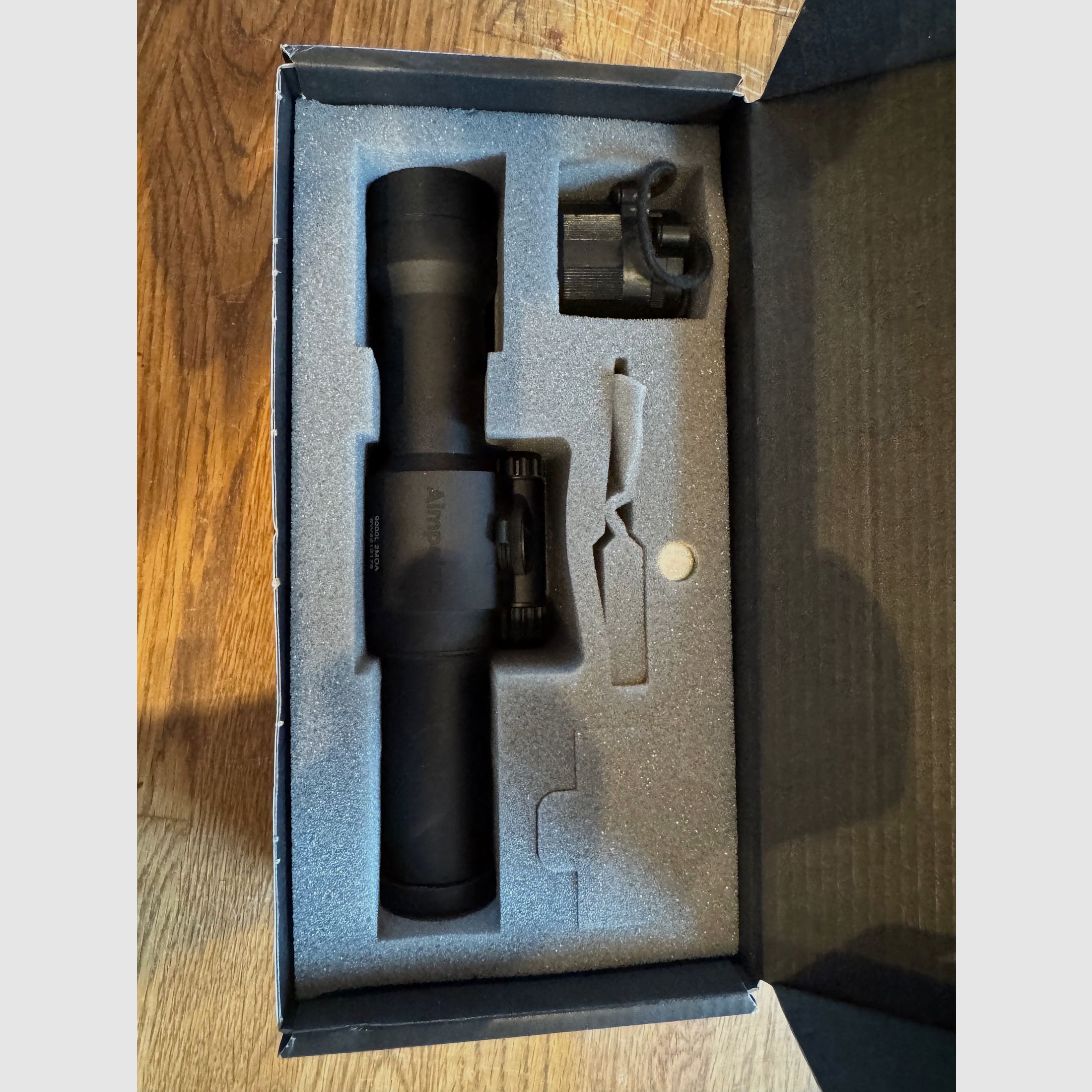 Aimpoint 9000L – 2 MOA Leuchtpunktvisier
