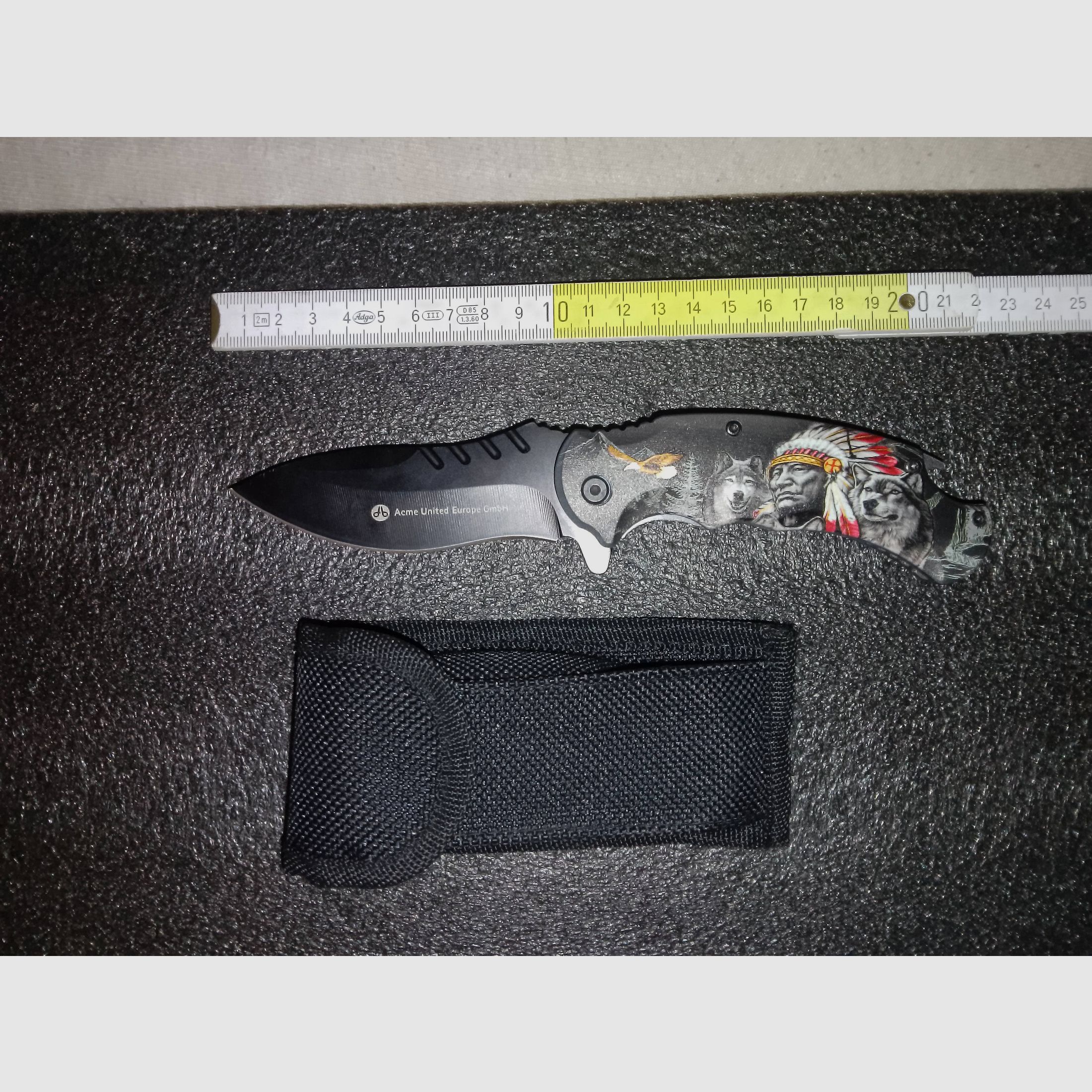 Verschiedene Taschenmesser