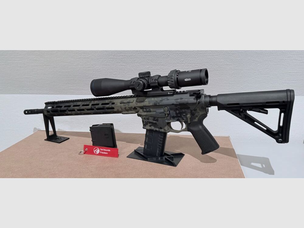 Savage Arms MSR10 Hunter Midnight Camo mit Meopta