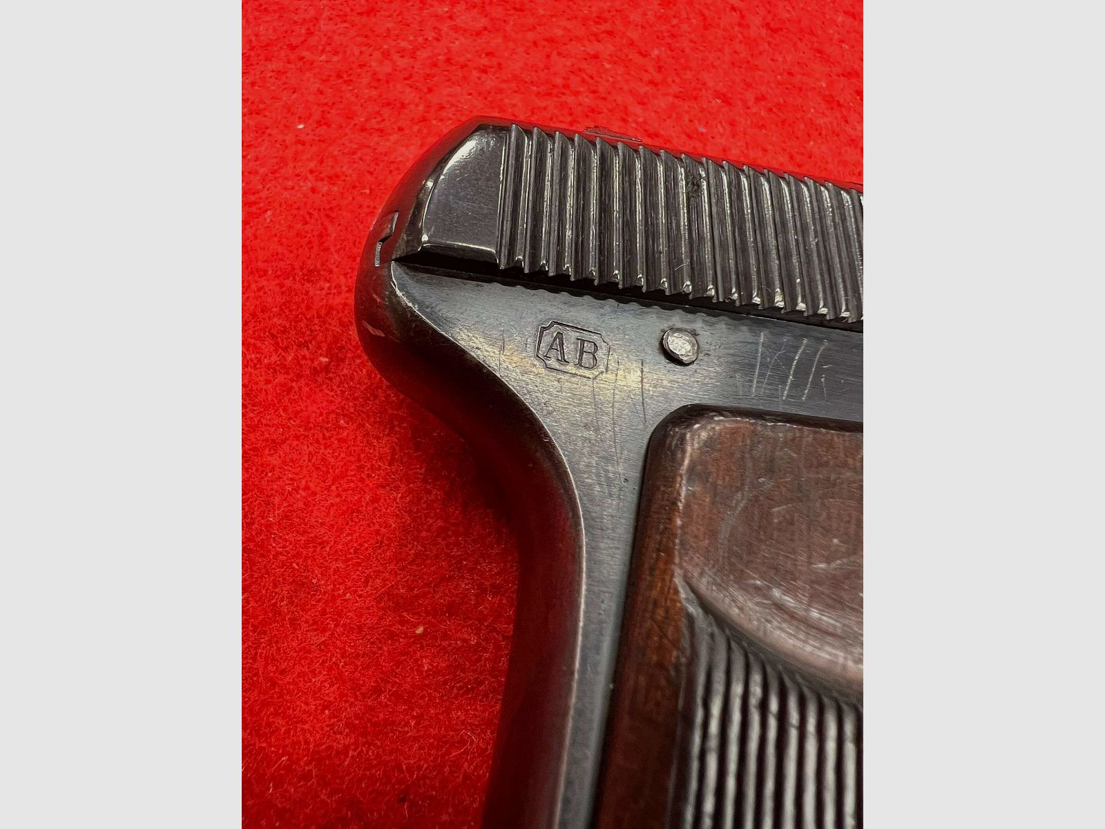 Pistole Beretta 1915 „ISPETTORE AB“ Kaliber 7.65, Bild 3 von 3