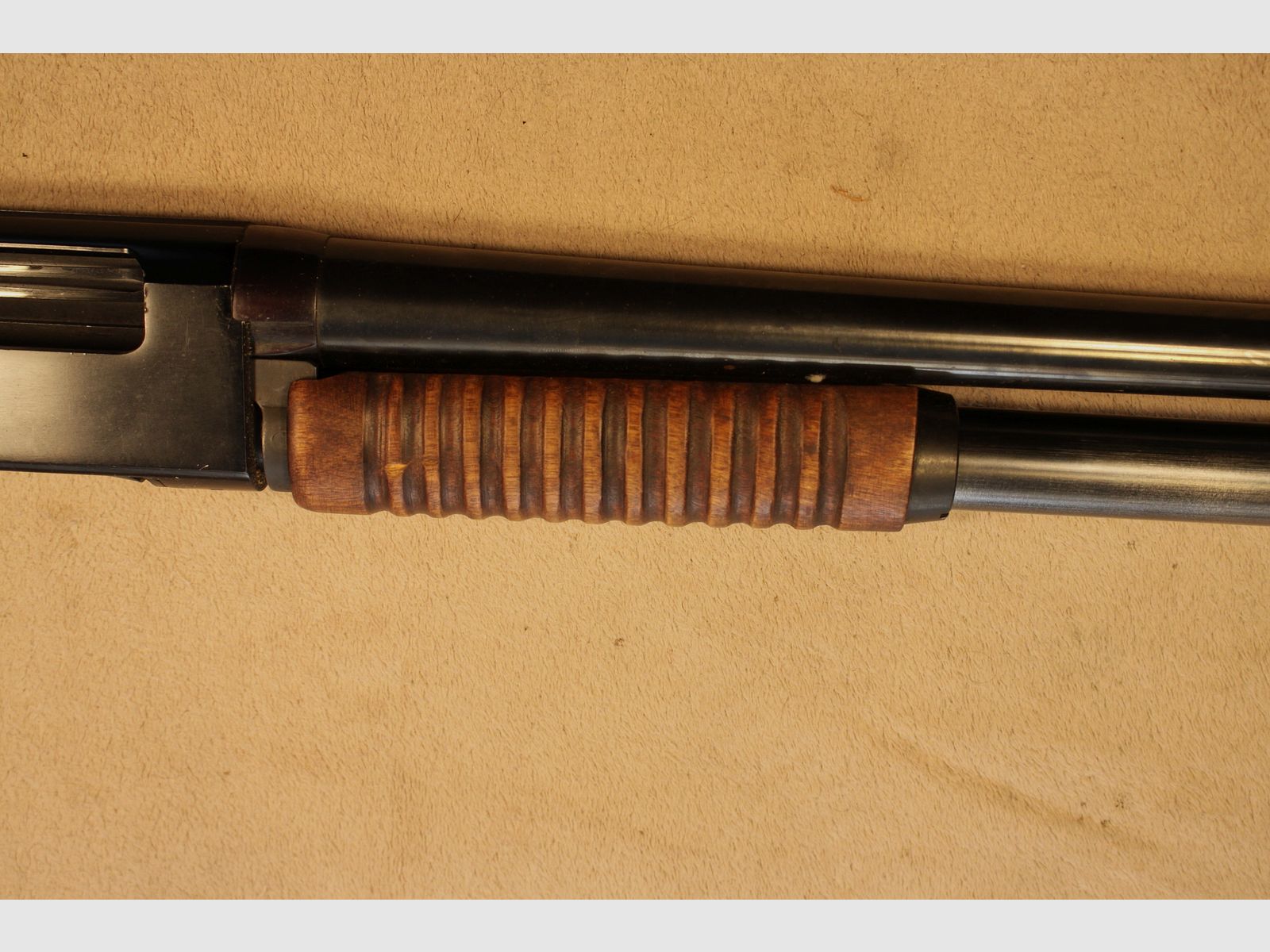 Fusil à répétition Winchester 1200 à pompe, image 2 sur 7