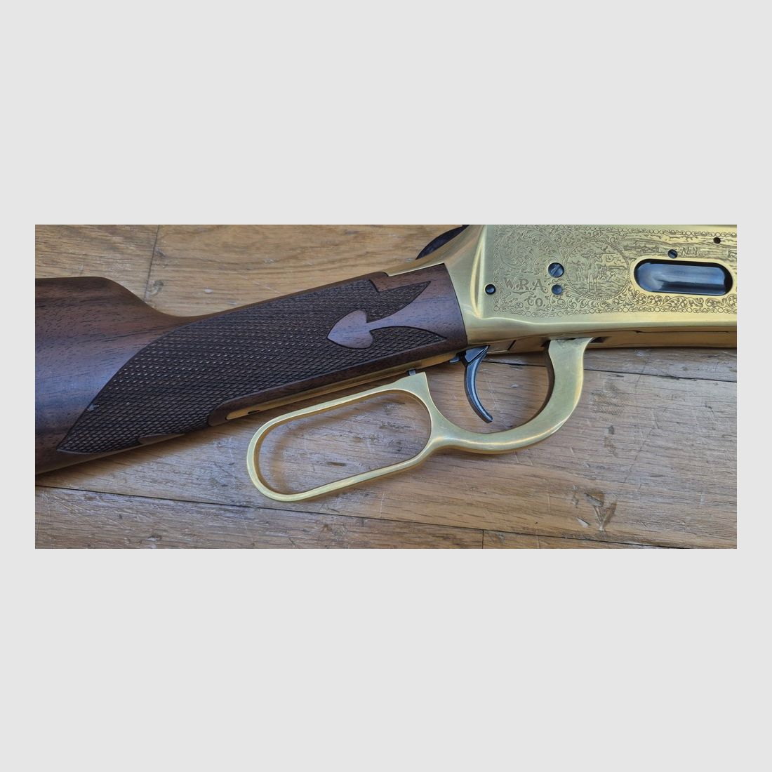 Winchester herdenkings « Oliver F. Winchester » OFW 1894 – 19.999 ex. – Prachtige ruitjes – 38-55Win – Nooit geschoten – Originele doos en lege munitiedoos van het model – Staat TBE+++, afbeelding 6 van 41