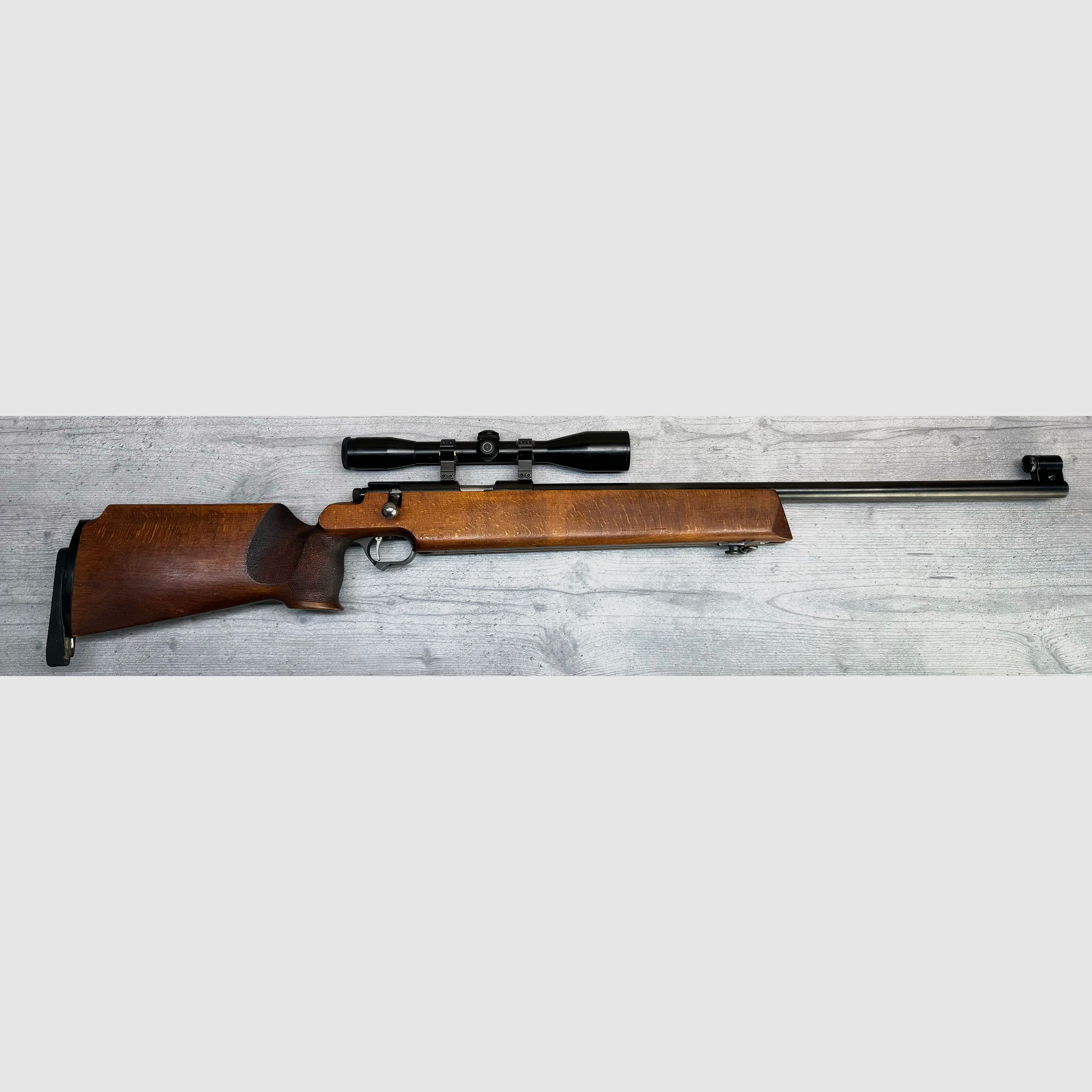 Suhl Mod. 150 Kal.: .22lr + S&B 10x42 + Anschütz - Diopter