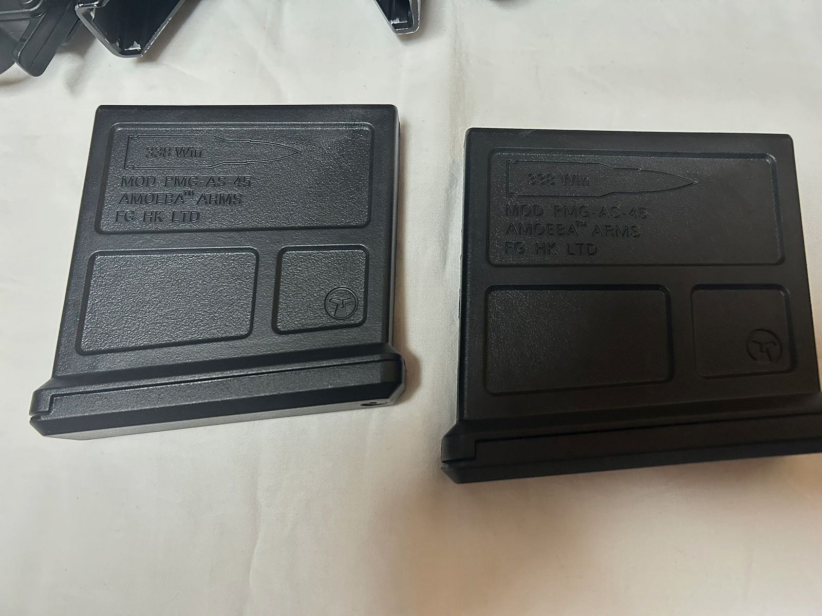 AMOEBE Striker AS01 inkl. MADBULL Optik, 2 Magazine, Softair