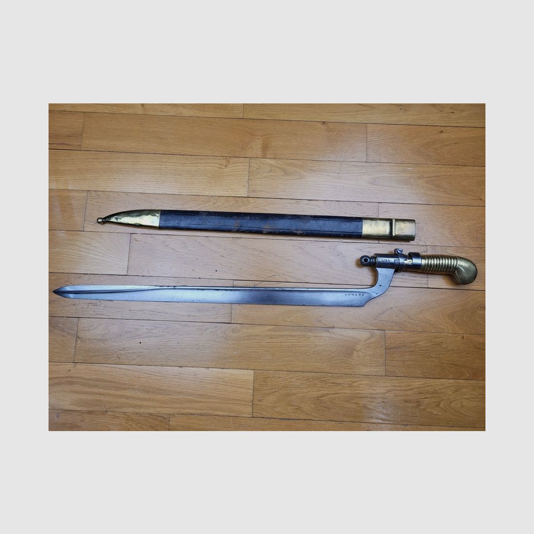 Rare baïonnette « Poncharra » 1er modèle – carabine de tirailleurs 1837 – une des + rares baïonnettes françaises fourreau(!) Excellent état, image 1 sur 24