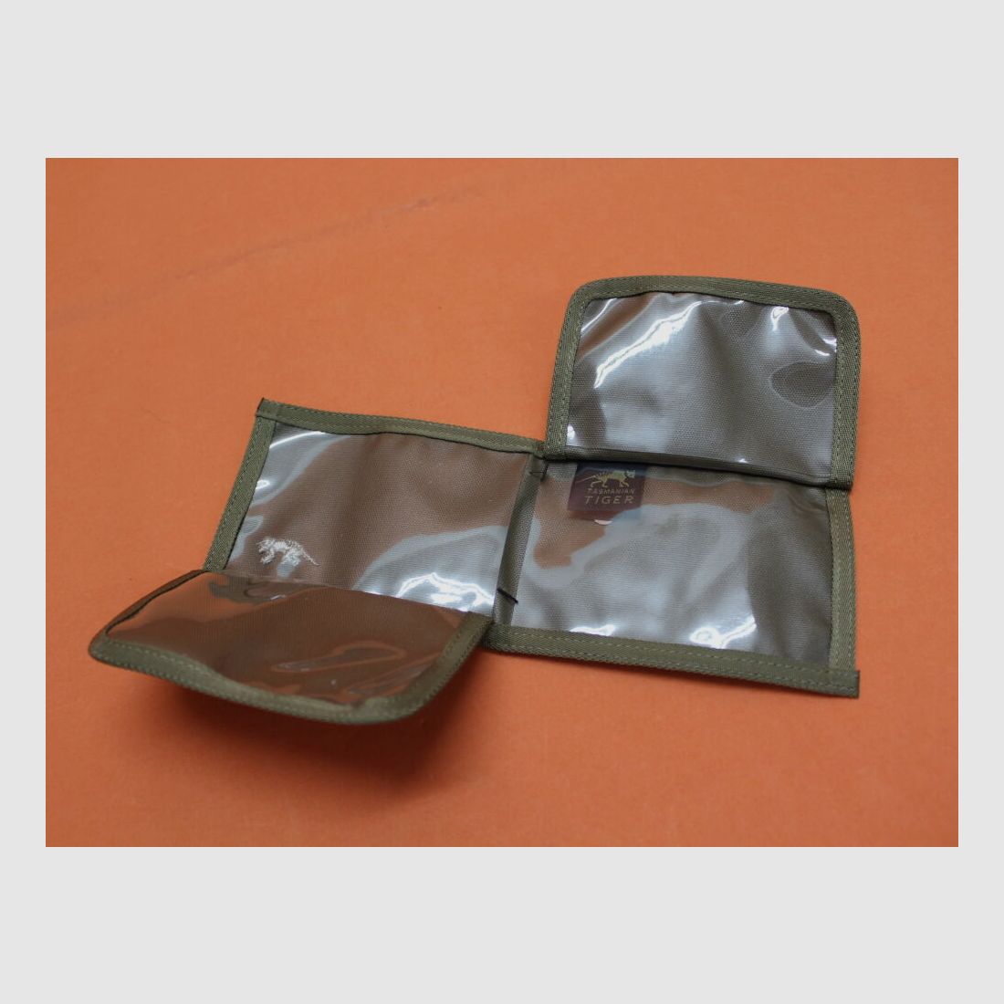 Tasmanian Tiger TT Passport Holder 343 khaki, Auslaufartikel