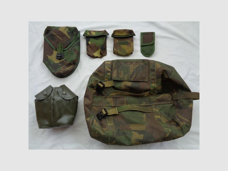 Set diverse holl. Armee Koppeltaschen DPM-Tarn, 80er/90er Jahre, s.g. bis neuw., selten!!!