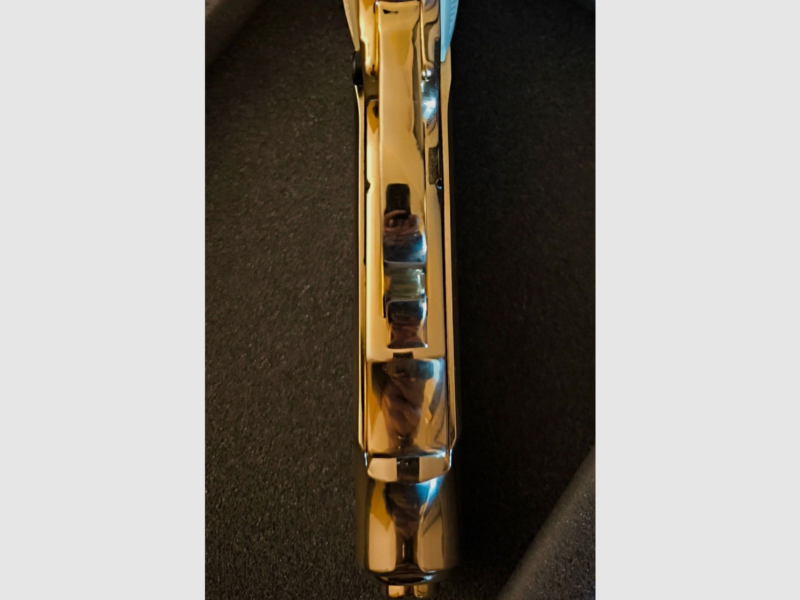 Attention collectors & James Bond fans, rarity - display piece-limited special edition & new for decades, as well as no longer available on countless pages and platforms, Walter PP with white grips & VHS, top condition!!! As good as new & unfired!!