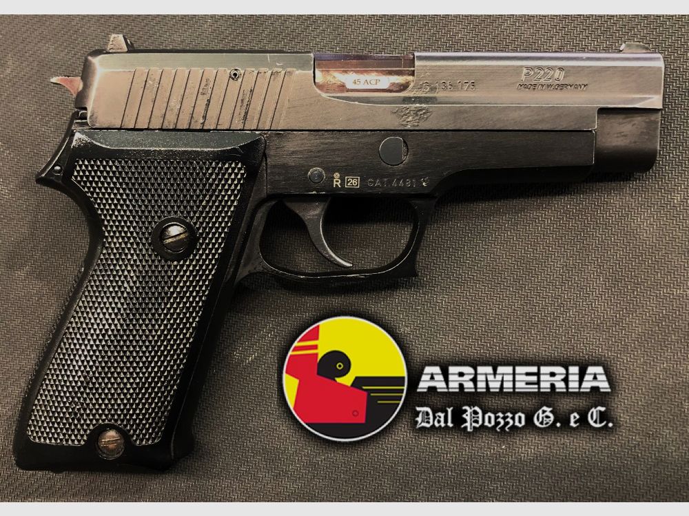SIG SAUER P 220 45 ACP, immagine 2 di 3