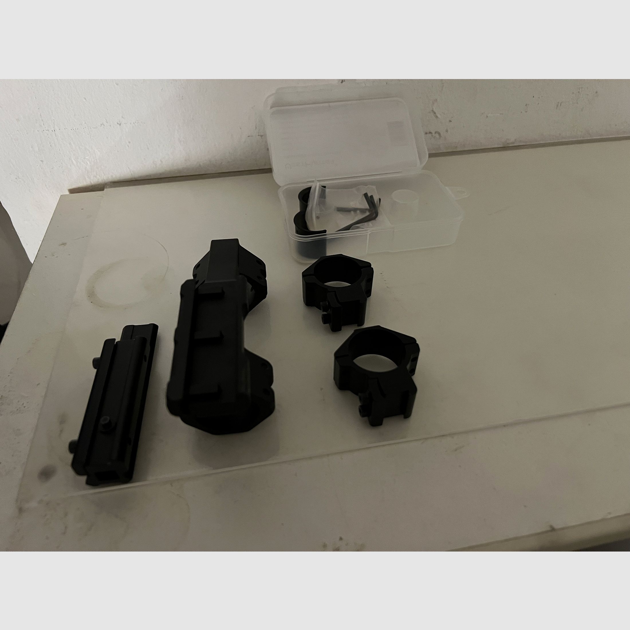 Staffelsee - 1-8x24 LD V2 Zieloptik/Zielfernrohr mit Leuchtfaser-Absehen 4 - mit vollvergütetem LD-Glas für Drückjagd/Bewegungsjagd - robust, stickstoffgefüllt & schussfest