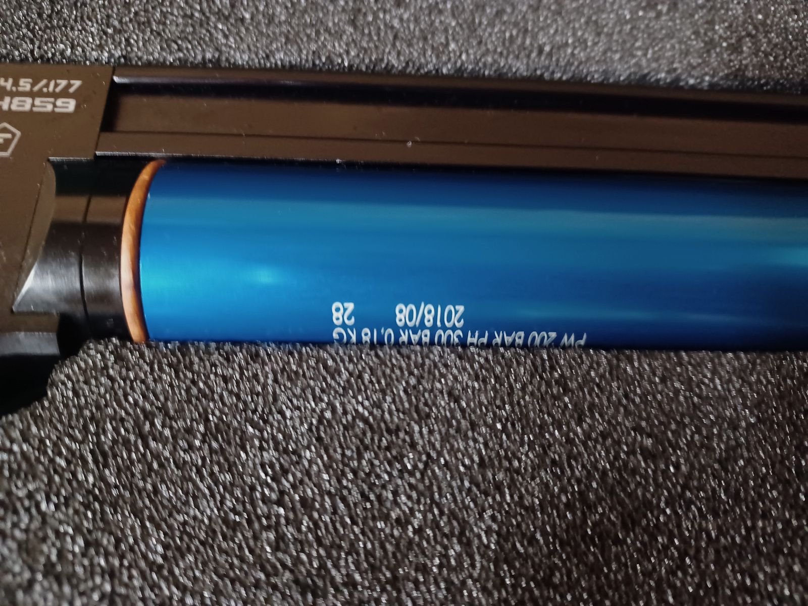 Steyr LP10 with right grip M