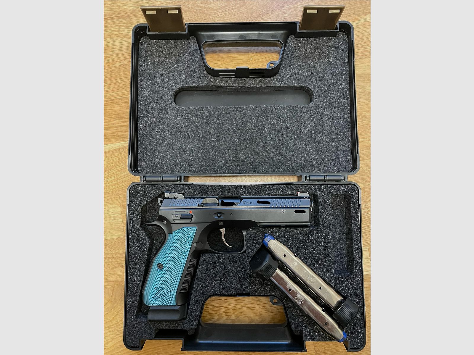 Pistool CZ Shadow 2 9mm Luger