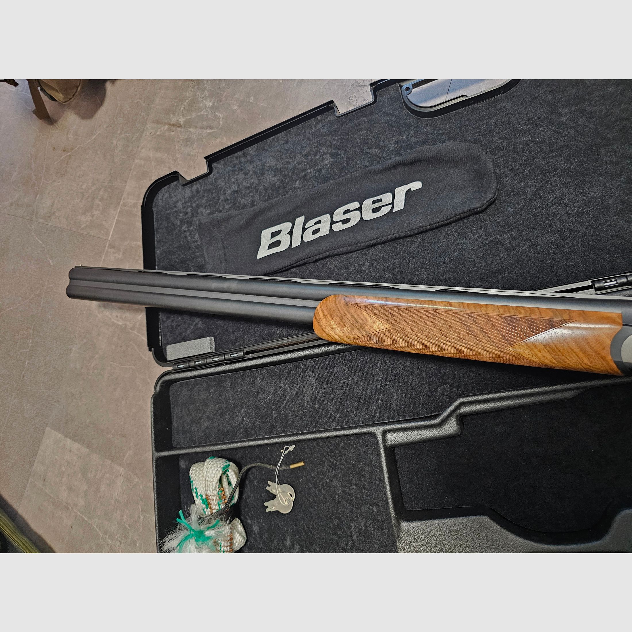 Blaser F16 Game 12/76  Holzklasse 4 TOP Neuwertig 