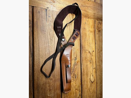 Shoulder holster for 6-inch revolver