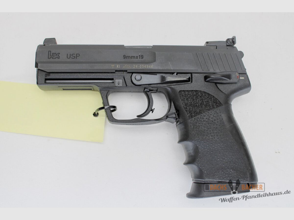 Pistole H&K HK USP Kaliber 9mm Luger mit 2 Magazinen