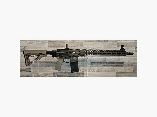 Neuware vom Fachhandel - Schmeisser AR15 M5FL Sondermodell MAGPUL 16,75" OD Green .223Rem
