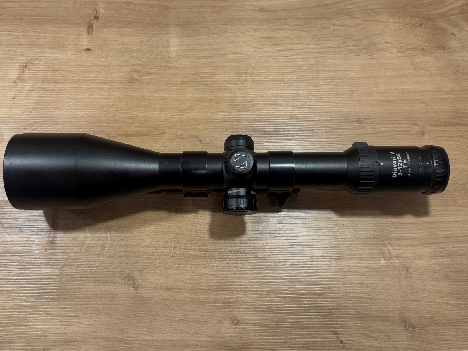 Zeiss Diavari V 3-12x56 T* Leuchtpunkt Brückenschwenkmontage 