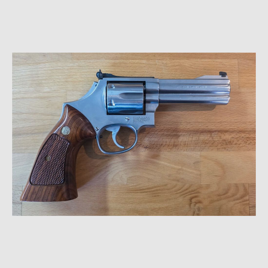 Smith & Wesson 686-3, image 1 sur 5