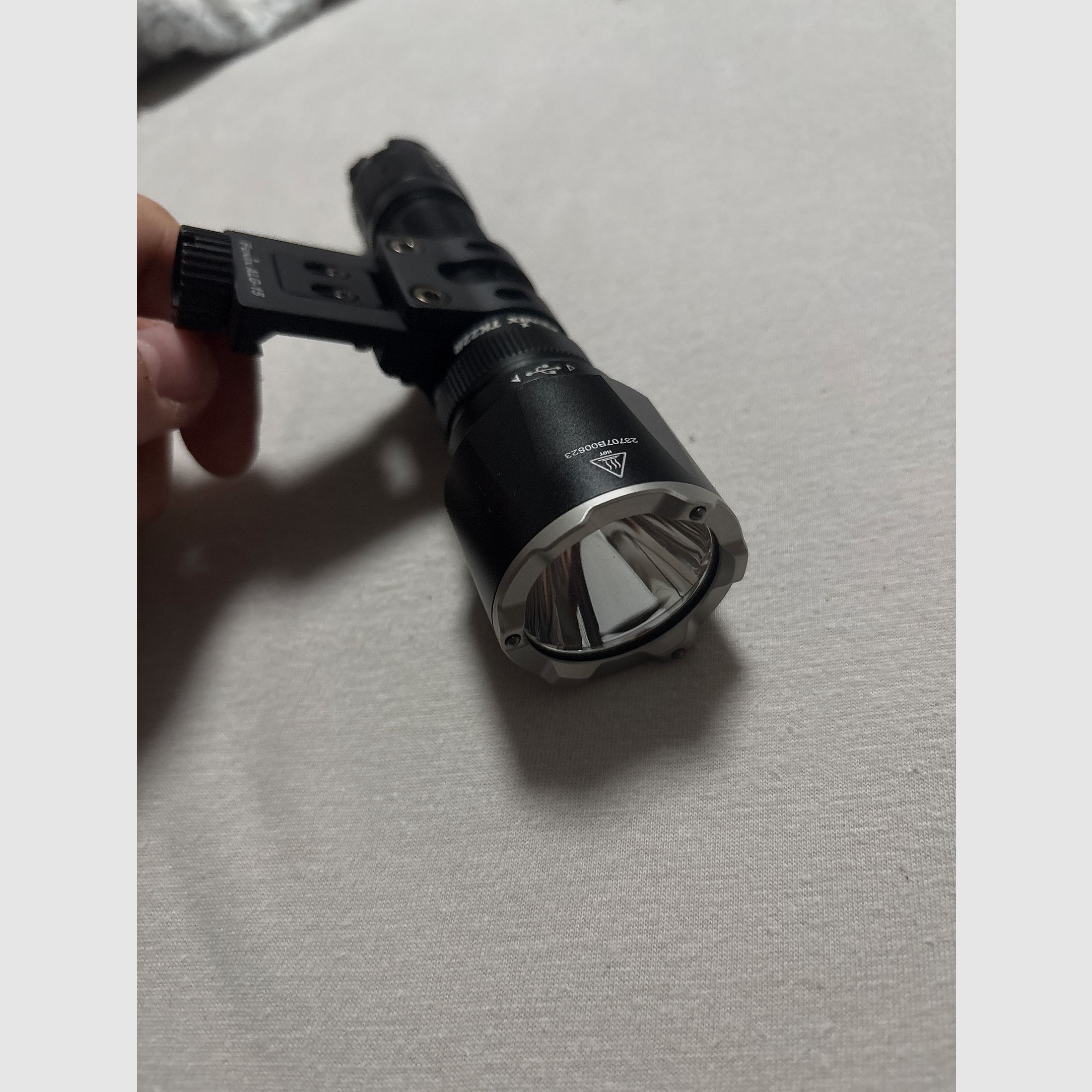 Fenix TK22R mit Rail Adapter Fenix ALG-15