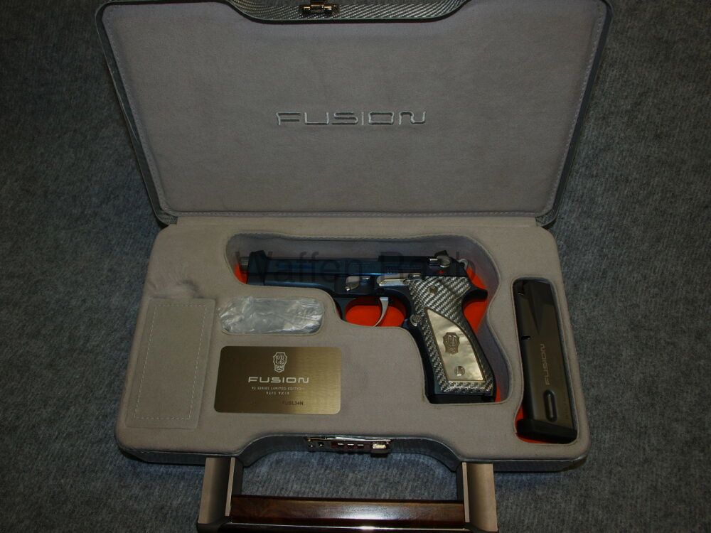 Beretta FUSION Blauw 92 FS Beretta FUSION Blauw 92 FS 92 Serie Beperkte Editie
