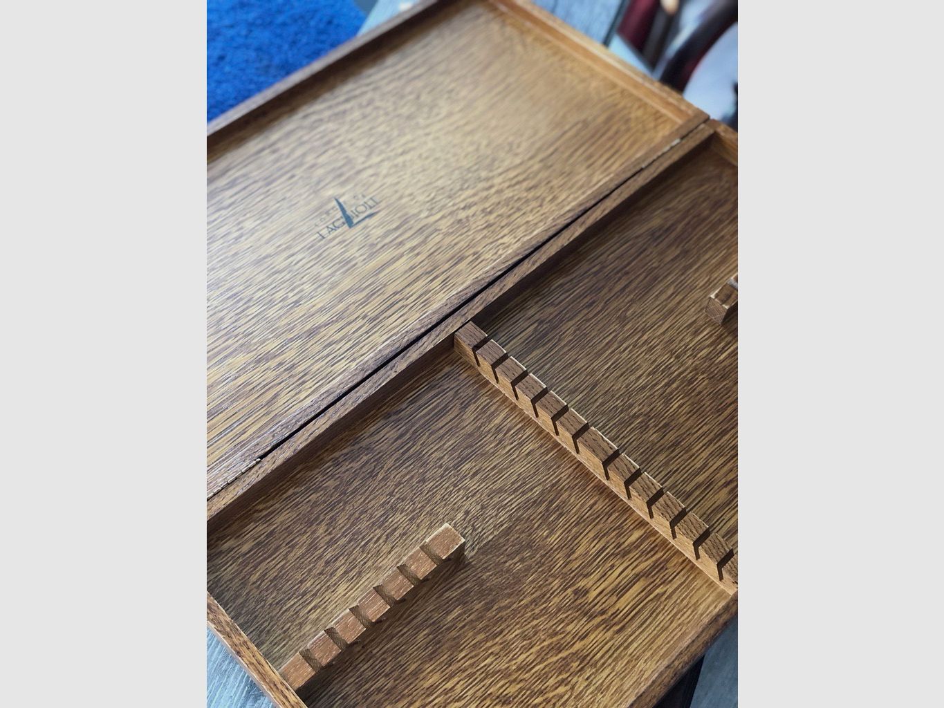 Holzkiste für Messer