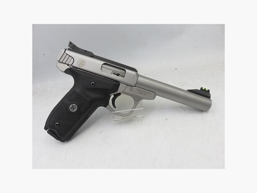 SMITH AND WESSON SW22 VICTORY 22 LONG RIFLE REF: 6521