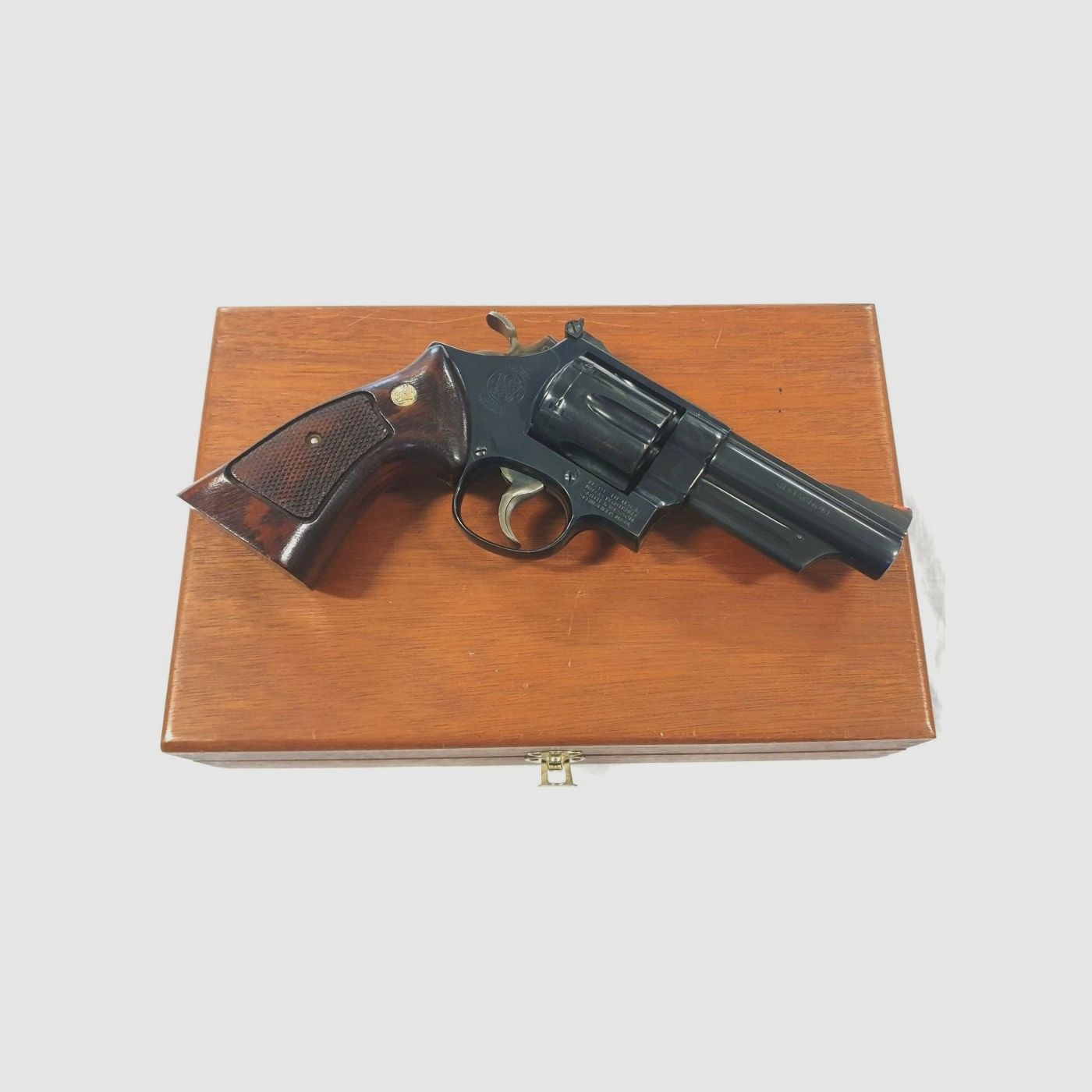 SMITH & WESSON 57, Bild 4 von 9
