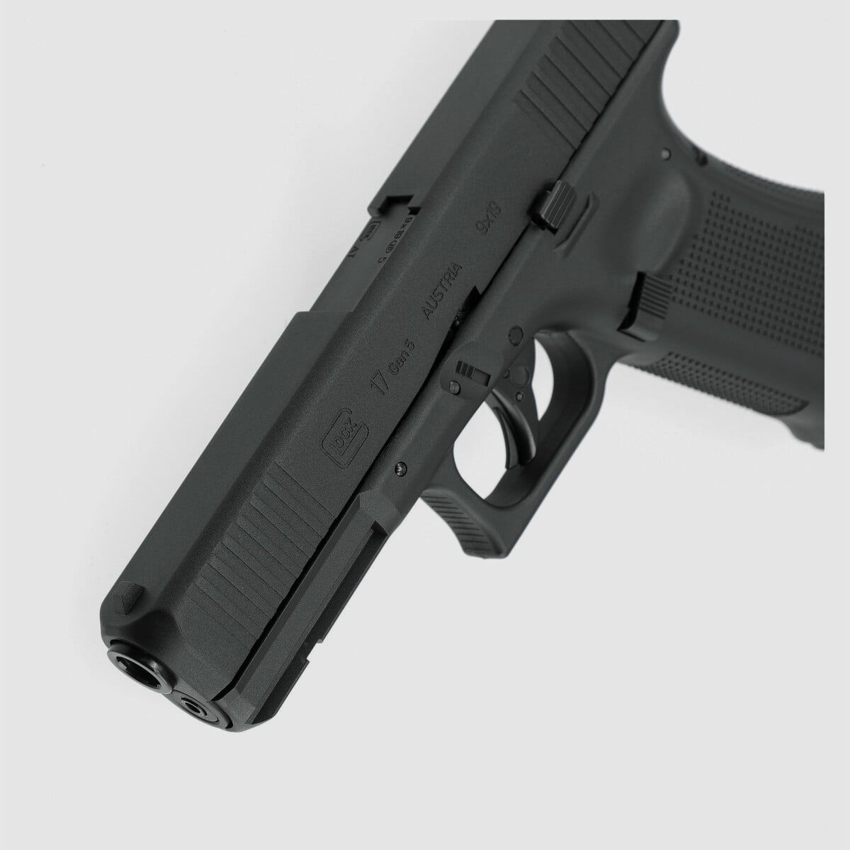 Glock 17 Gen5 - Metal Slide, Co2 GBB - Schwarz - UMAREX