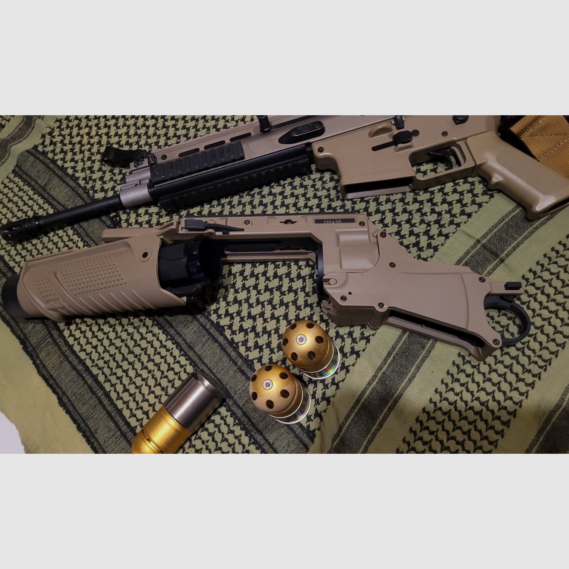 VFC SCAR-L – Complete set including grenade launcher and accessories