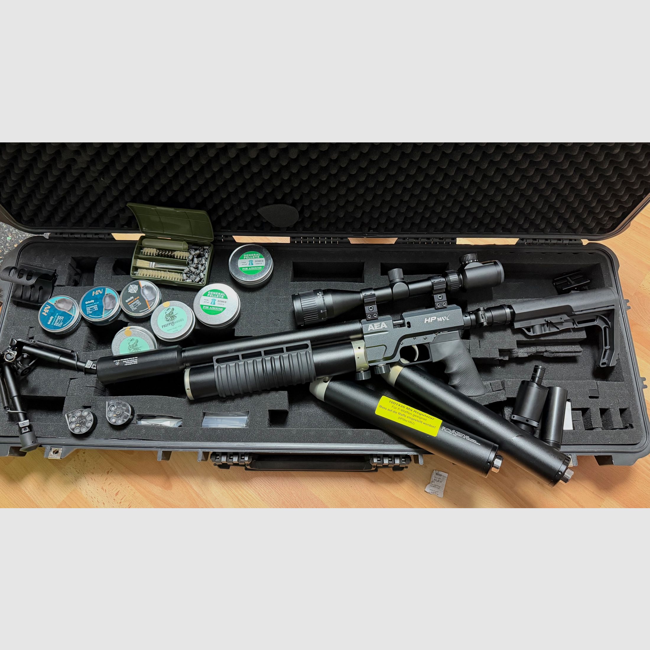 HP Max mk1 with accessories, image 8 of 12