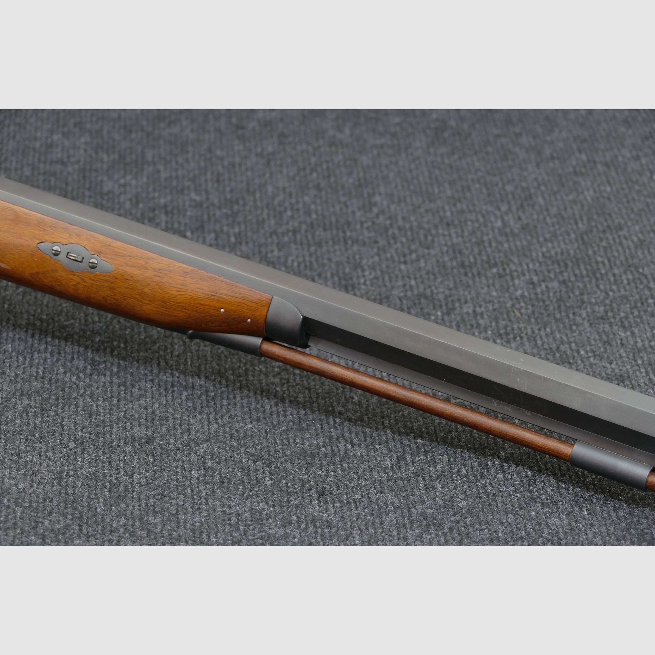 Davide Pedersoli Vorderlader Gewehr Tryon Rifle (Model S.229) uitvoering Creedmoor, .45 zwartkruit, zeer goed onderhouden