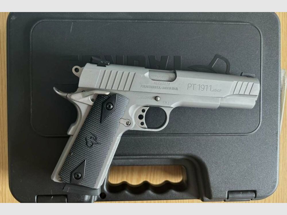 Pistole Taurus Model PT 1911 Stainless Steel	 .45Auto