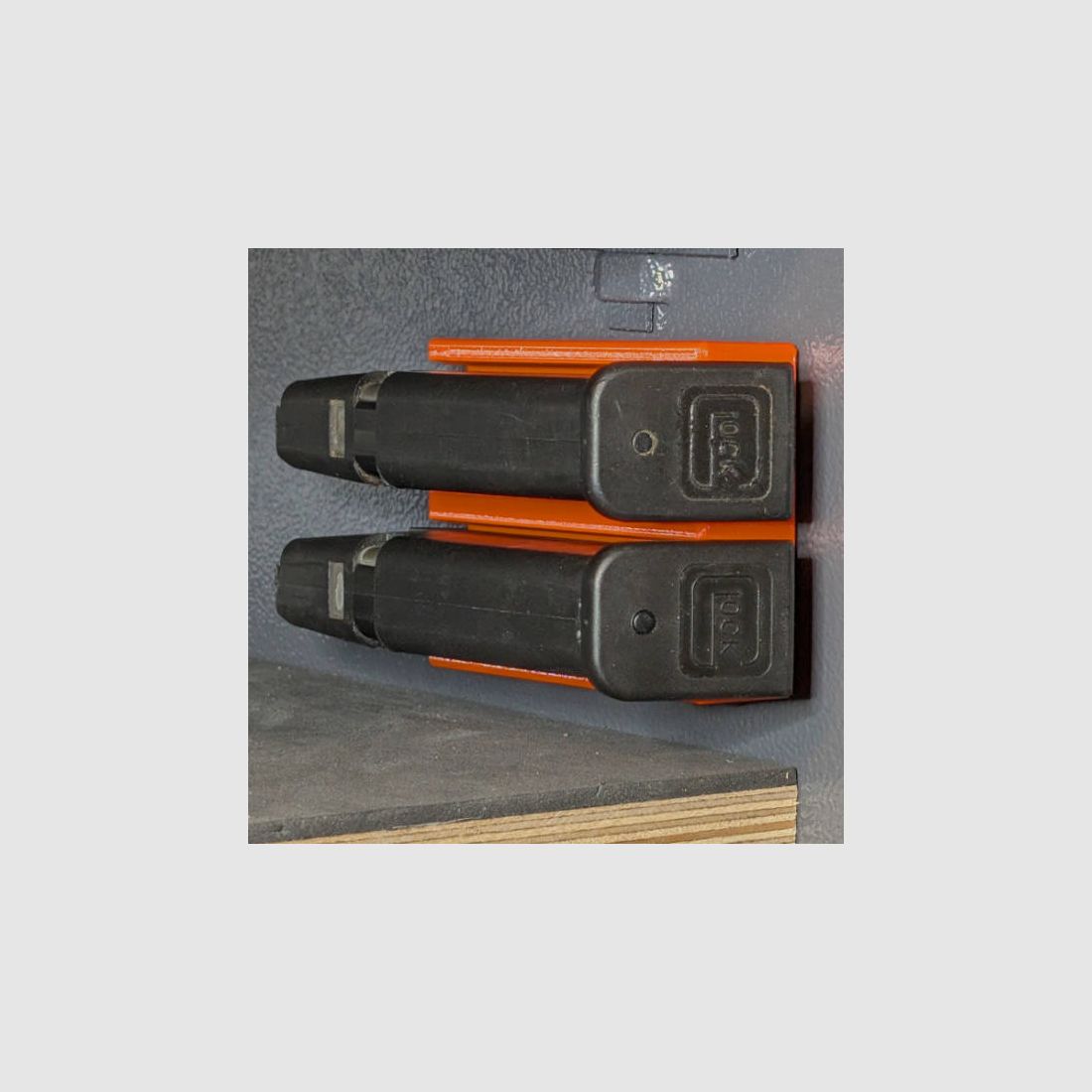 Magnetischer Magazinhalter für 23mm Breite Magazine für Waffenschrank - UltraCompact - Zubehör für den Waffenschrank