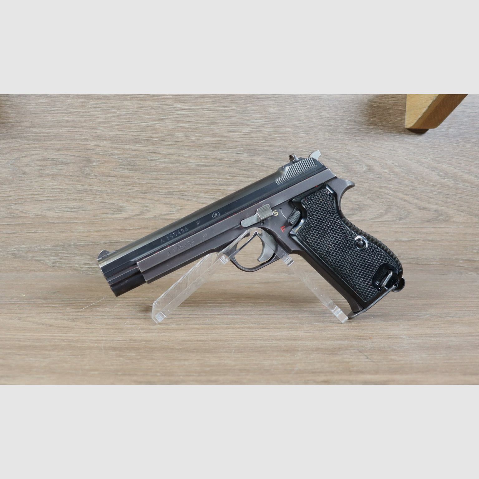 P210-2, Bild 2 von 4