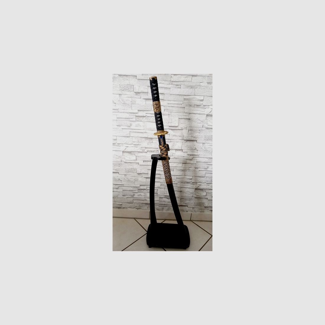 Kataner-Samuraischwert Inc. Holzständer