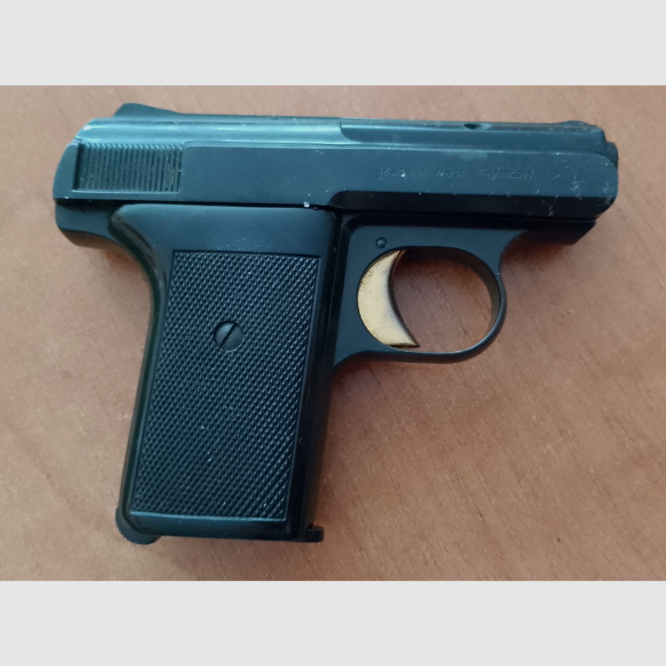 Stara pistolet gazowy Reck P10 w kalibrze 8 mm Knall/ PTB 38-69