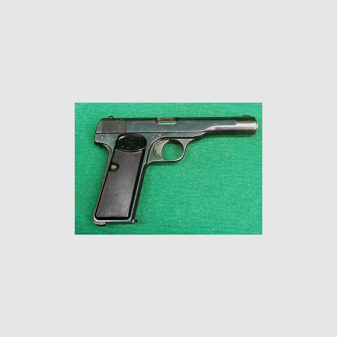 FN 10/22 Pistole
