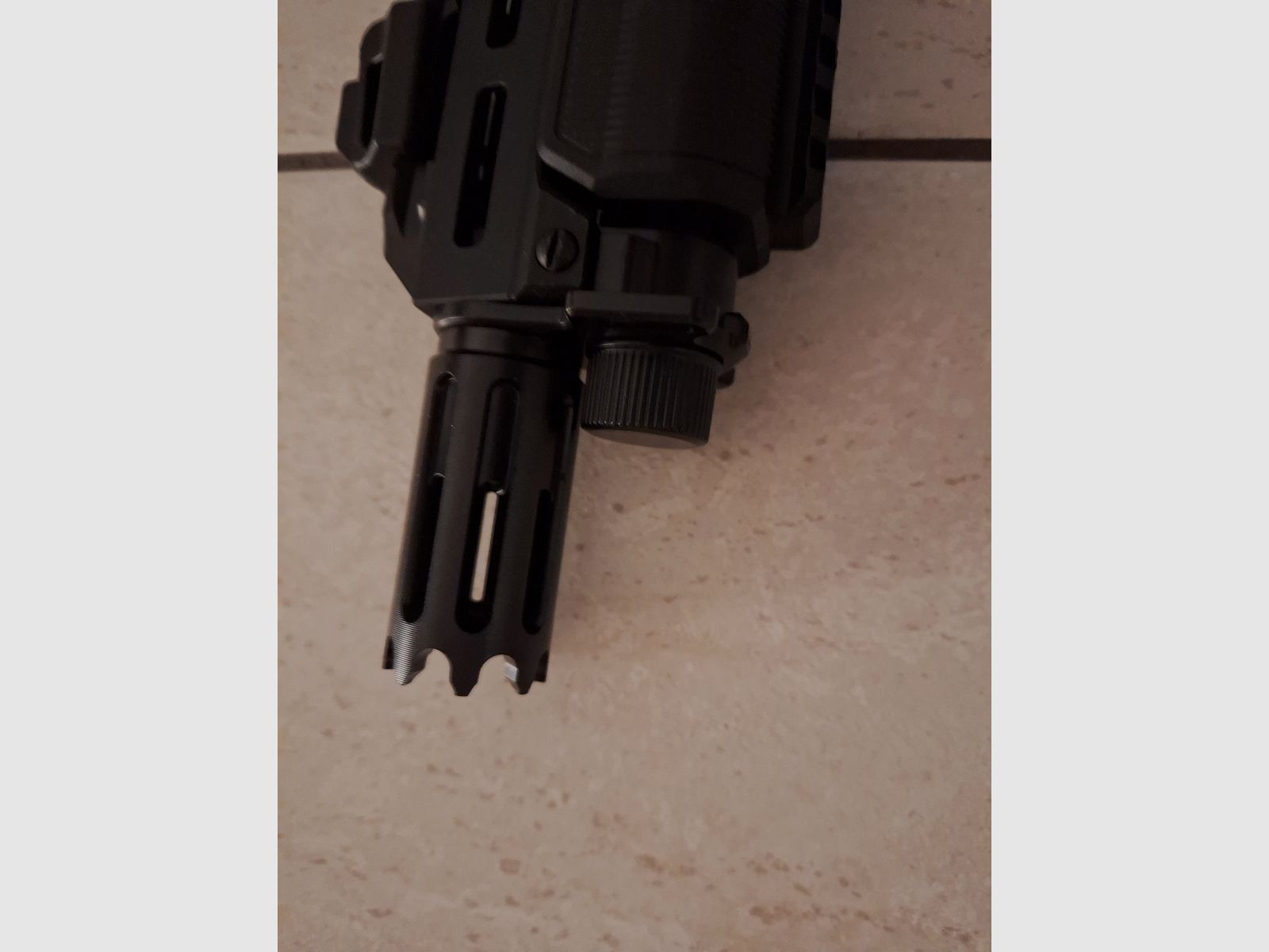 P2P HDX 68 BLACK Schwarz