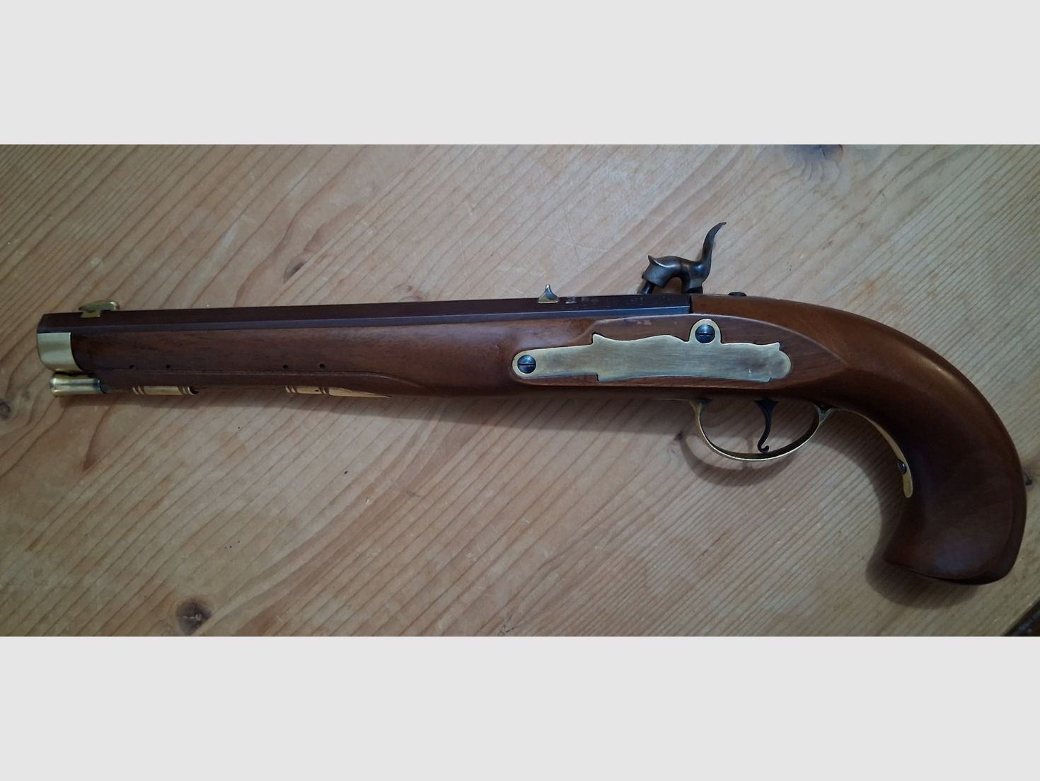 Pistola Pedersoli Kentucky 44 VL