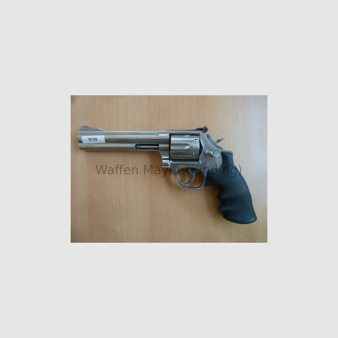 Smith & Wesson	 686