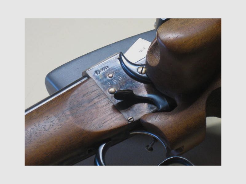 Wolna pistolet Bühag Suhl uchwyt M