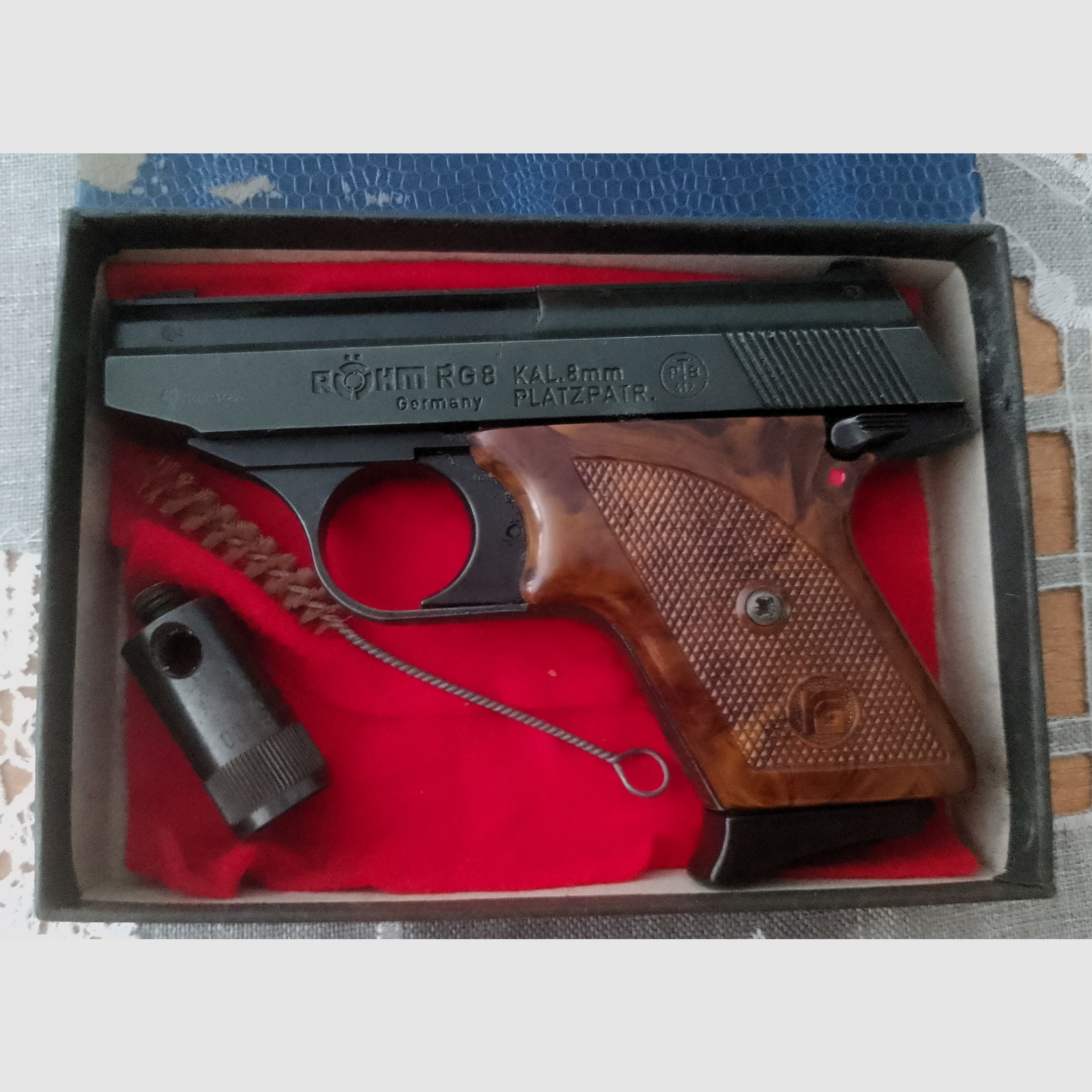Seltene Röhm RG 8 im Kaliber 8 mm Knall/ PTB 412 mit OVP!