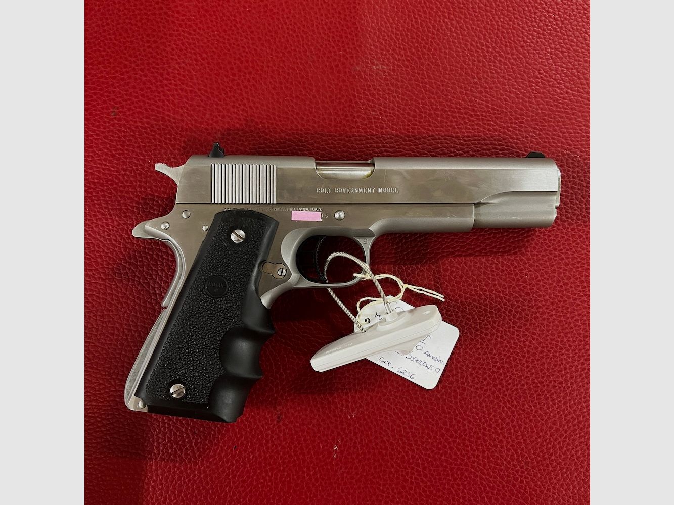 Colt MK IV Series 80, Bild 2 von 5