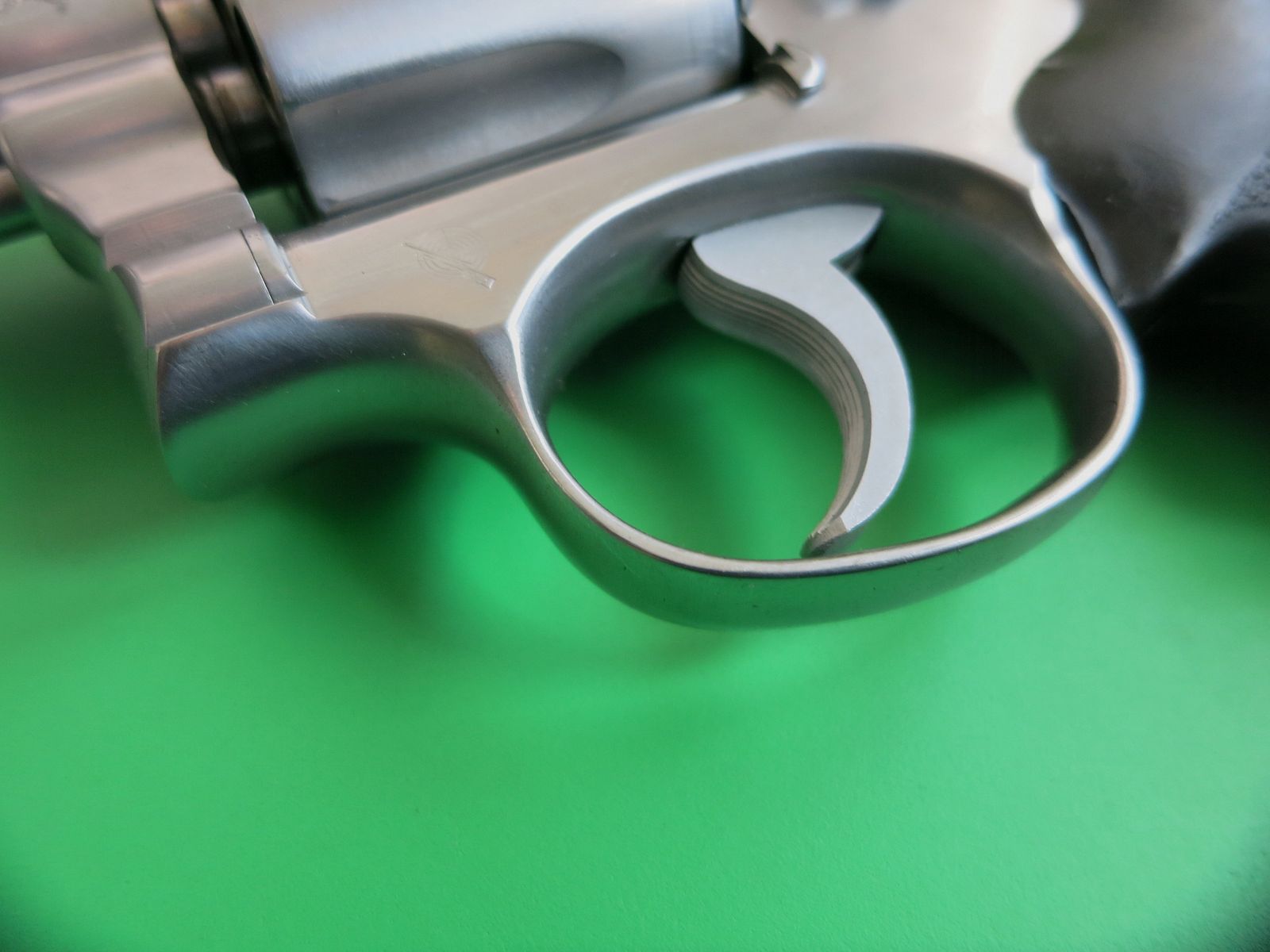 Smith&Wesson Mod. 64, .38 Special, 2" barrel, stainless, HOGUE-Monogrip, Fangschuß   #91