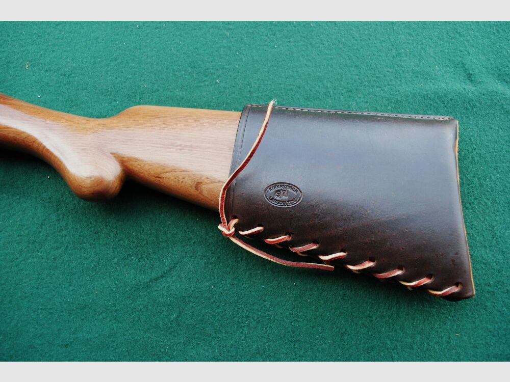 Winchester 97 von Norinco mit Butt Stock Cover von Kirkpatrick