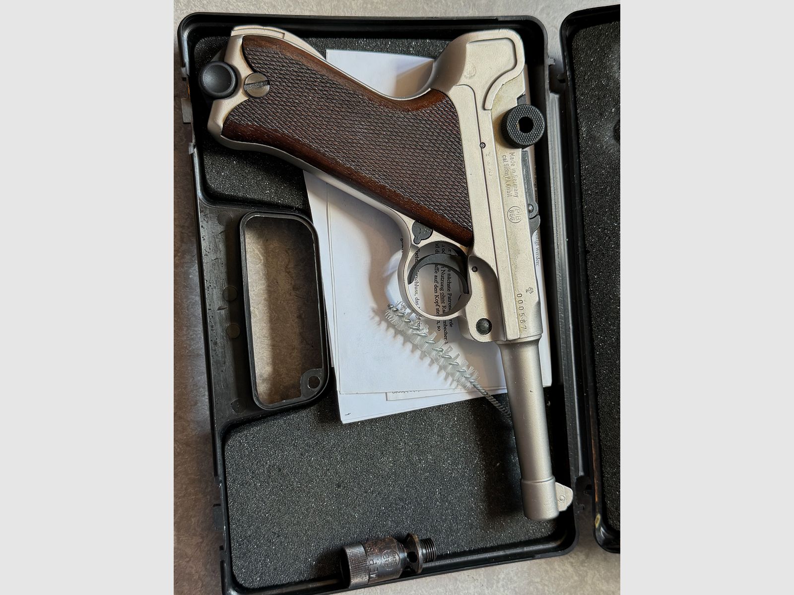 Rzadka ME P08 Luger pistolet alarmowy 9 mm P.A.K. w kolorze srebrnym