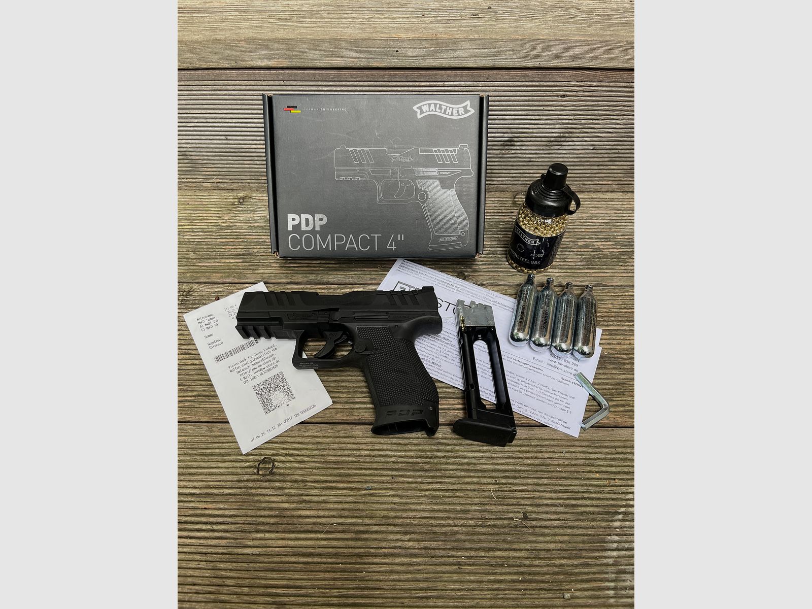 Walther PDP 4" Compact CO2 Air Pistol BB 4.5mm Like New Warranty