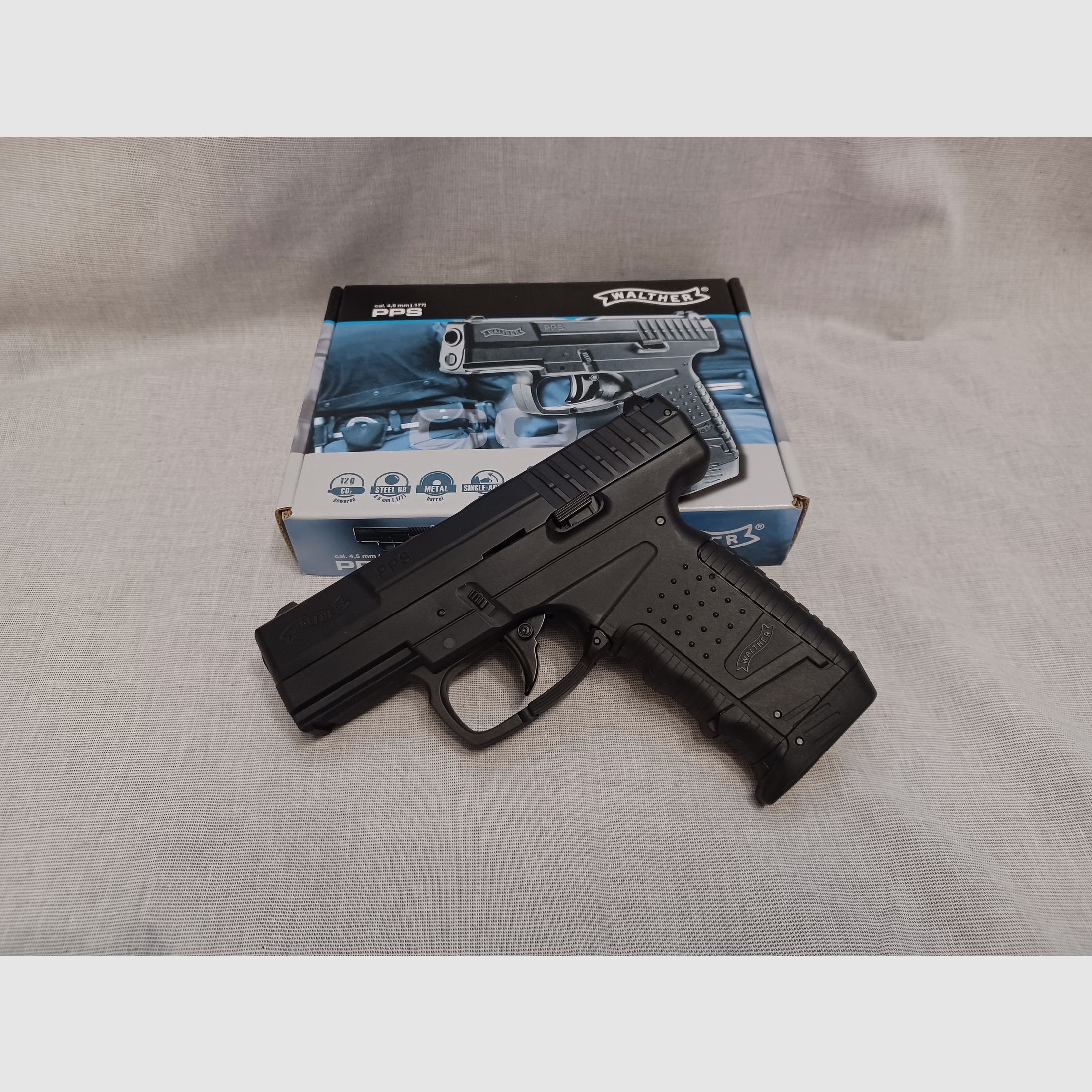 Walther PPS / 4,5 mm BB / BlowBack / CO2 / Pistole / OVP (26)